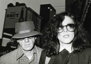 Woody Allen , Jean Doumanian 1980 NYC.jpg